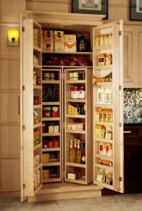 Kitchen Cabinets: Options for a Kitchen Pantry You Deserve